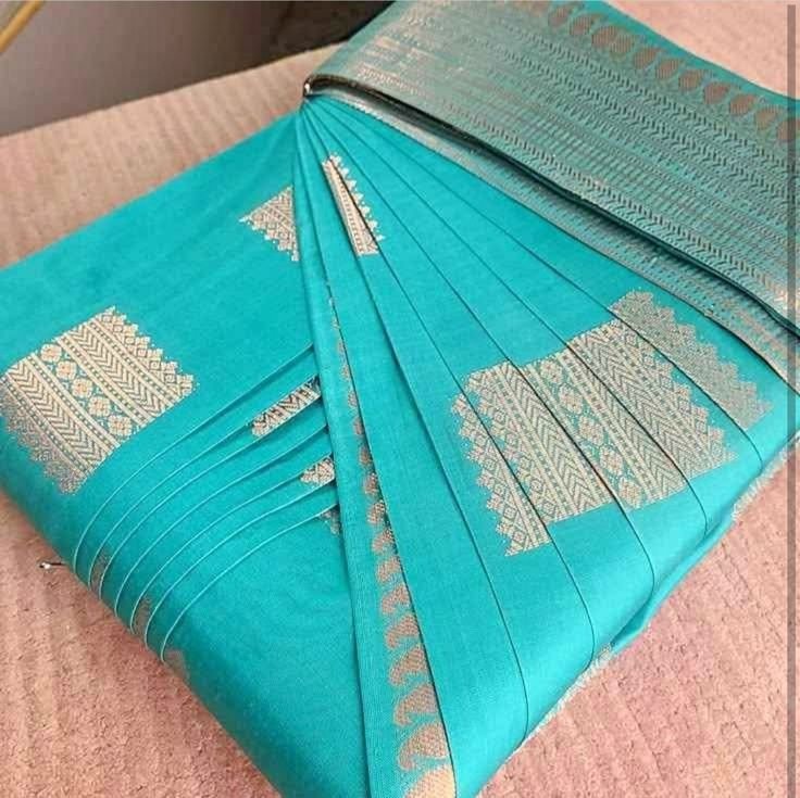 Saree drapping